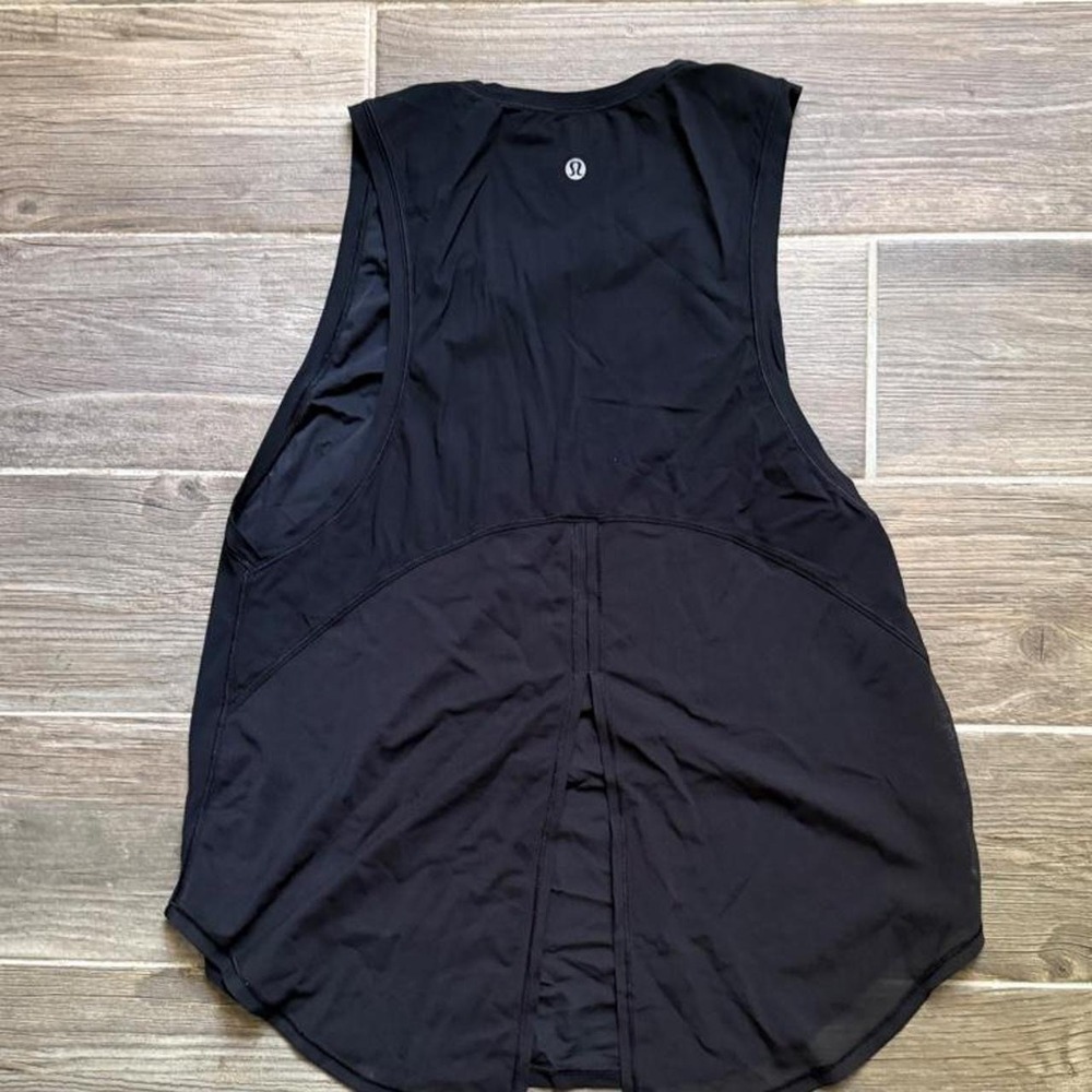 Lululemon light weight split back training black tank top